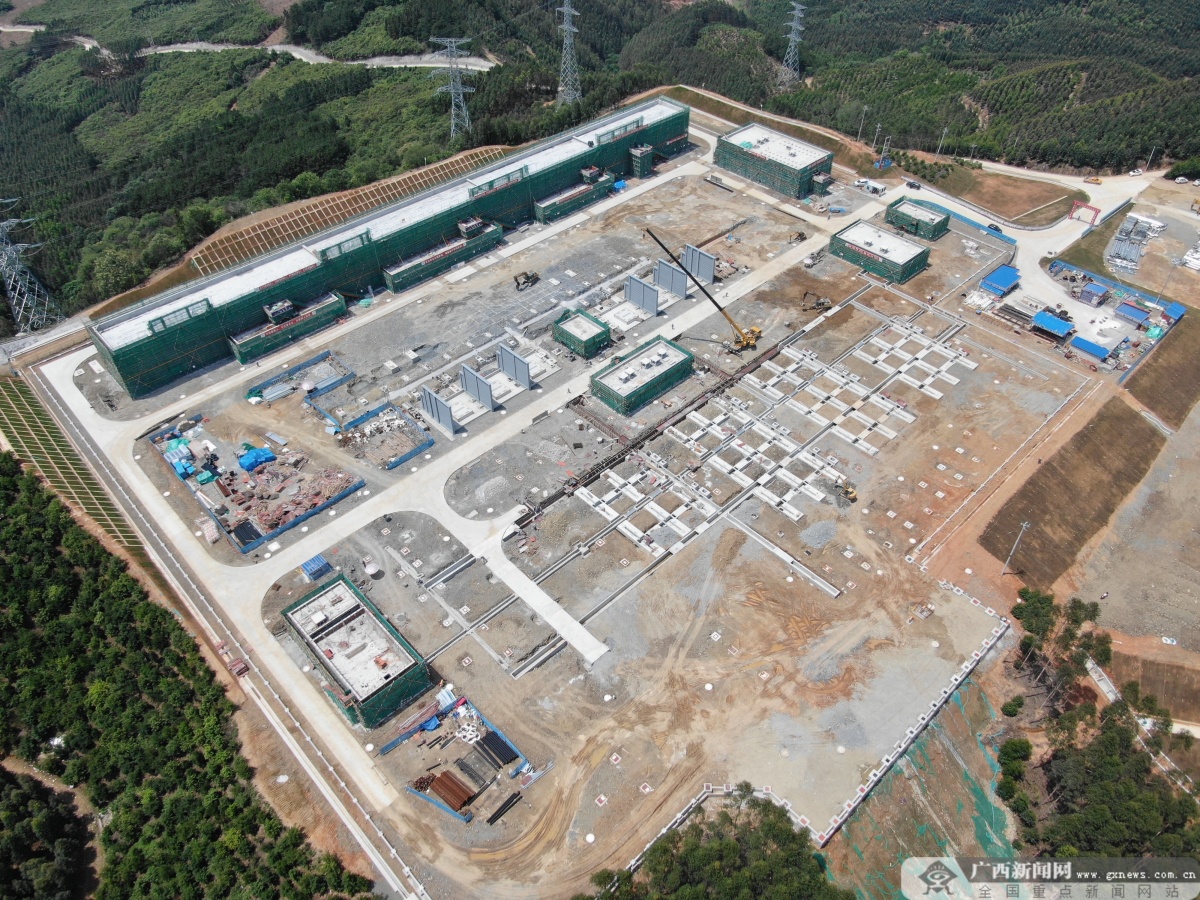 百色网区第五座500千伏变电站主体封顶(图1)