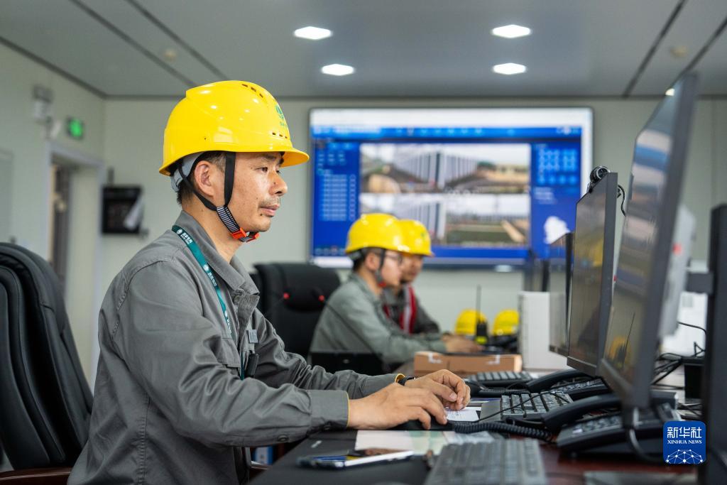 湖南株洲西500千伏变电站建成投运(图1)
