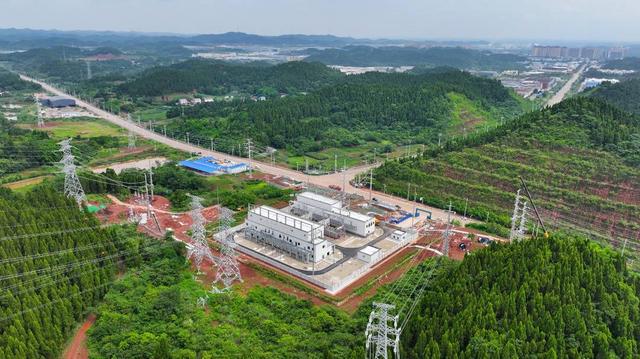迎峰度夏四川遂宁容量最大220千伏变电站投运(图3)