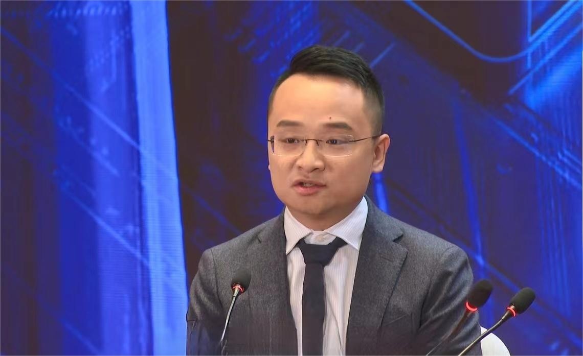 算力基础设施建设如何夯基聚能？科创板龙头会师《硬科硬客》合议共筑底座(图4)
