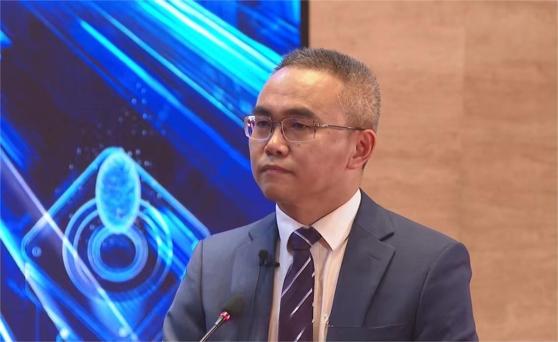 算力基础设施建设如何夯基聚能？科创板龙头会师《硬科硬客》合议共筑底座(图5)