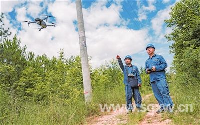 迎峰度夏战高温做好人民“电小二”——韶关供电局全力以赴保障电力安全稳定供应(图2)