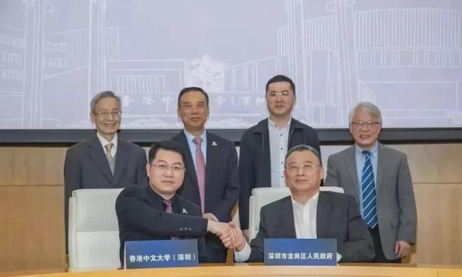 楼市大反弹！深圳龙岗_名居山河里跳楼价-名居山河里疯狂甩卖！(图2)