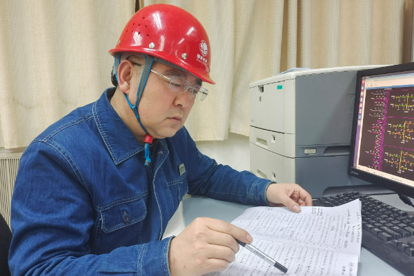 国网兰州供电公司：用匠心点亮金城脉搏(图1)