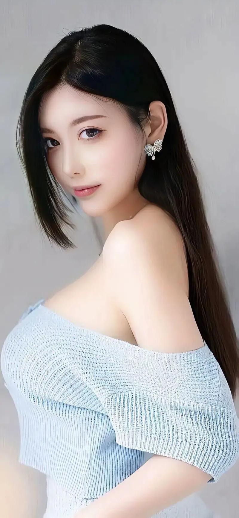 被C哭着爬又被拉回挺进男男V(图1)