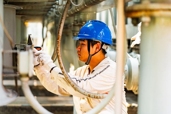 “根除病灶”为电力设备精准“降温”(图1)