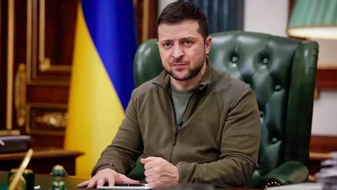 乌克兰能源设施被炸全国停电泽连斯基急见特朗普(图8)