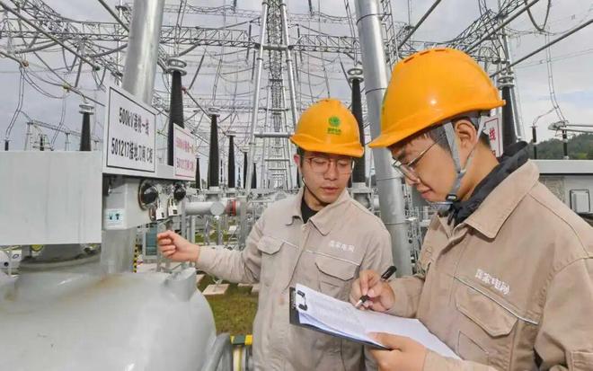 简阳首座500千伏输变电站正式投运(图1)