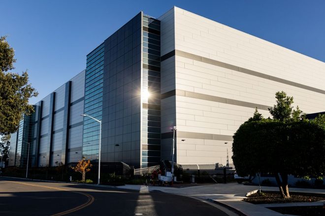 硅谷GPU蒙尘马斯克一言成谶：美国AI被电卡脖子(图10)